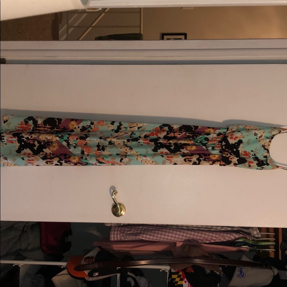 Maxi Dress with Crisscross Back